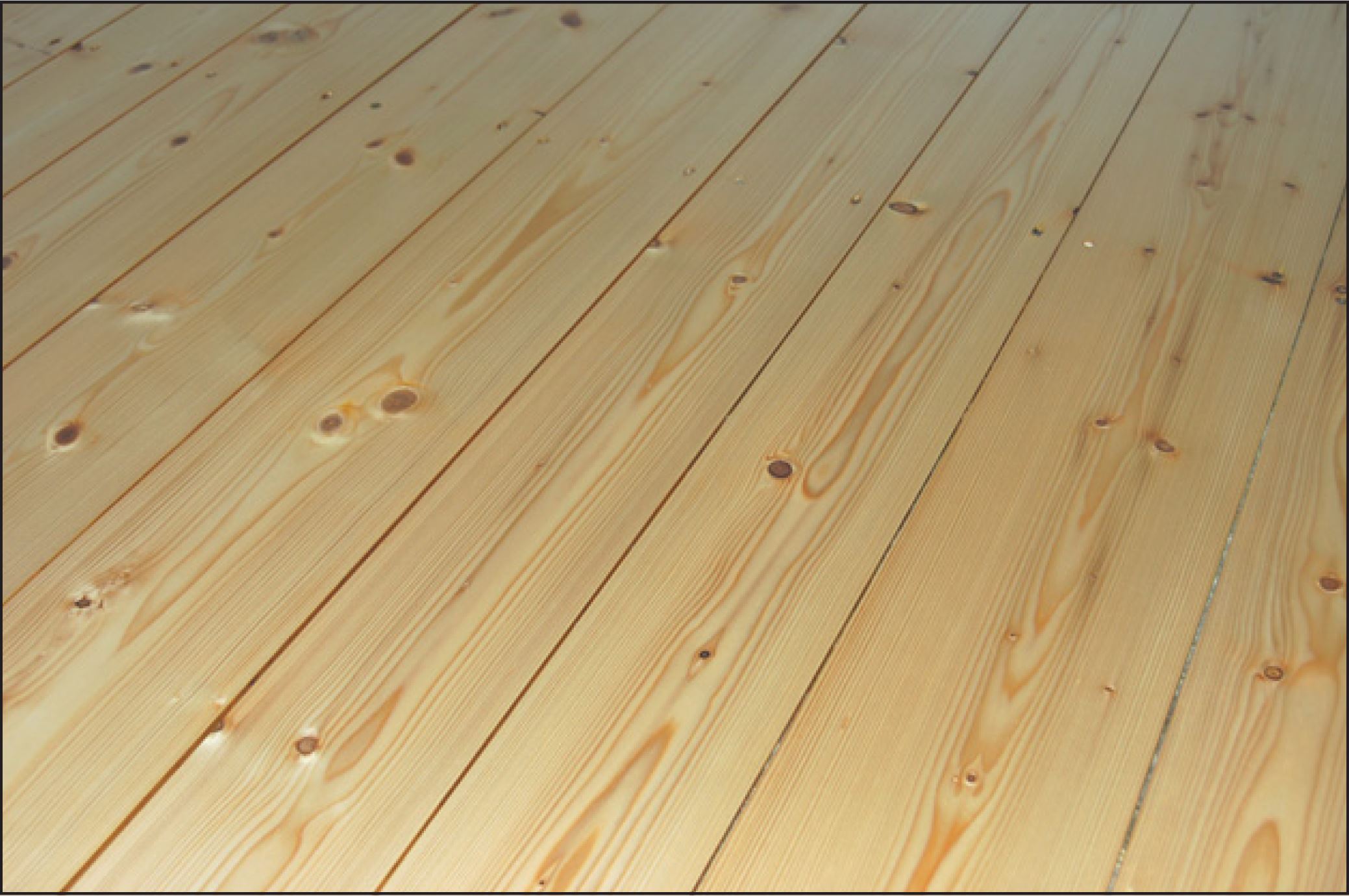 Knotty Wood Flooring Is Extra-Tough to Sand