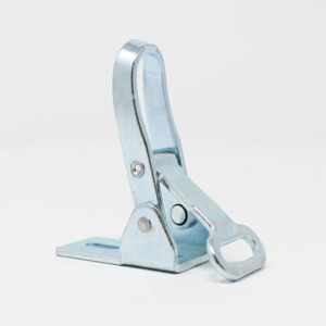 P049 - COVER FASTENER